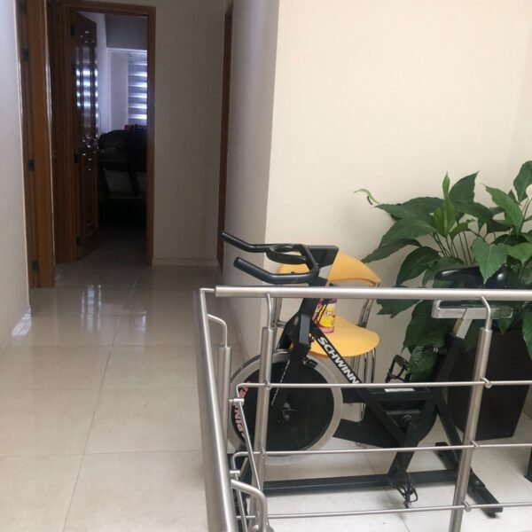 Casa con 4 Habitaciones y 3 Baños - Portal de los Alcazares