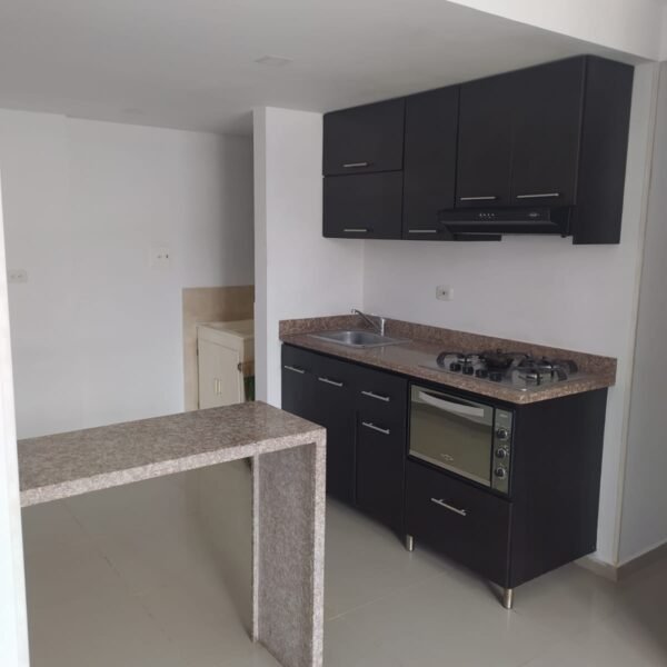 Arriendo Apartamento en 1er Piso, Edificio Delta Park Lleras