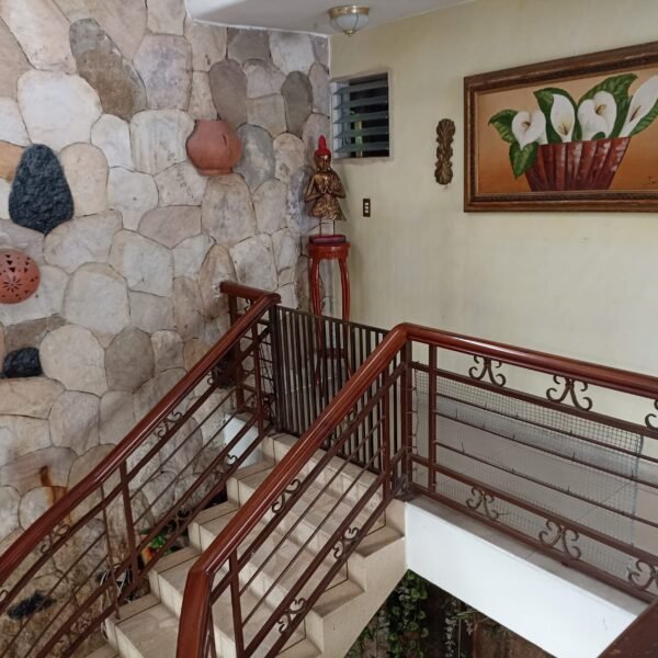 Casa de 2 Pisos - Conjunto Cerrado Samanes