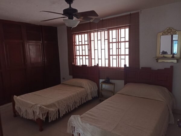 Casa de 2 Pisos - Conjunto Cerrado Samanes
