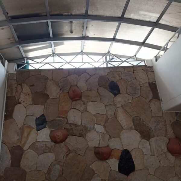 Casa de 2 Pisos - Conjunto Cerrado Samanes