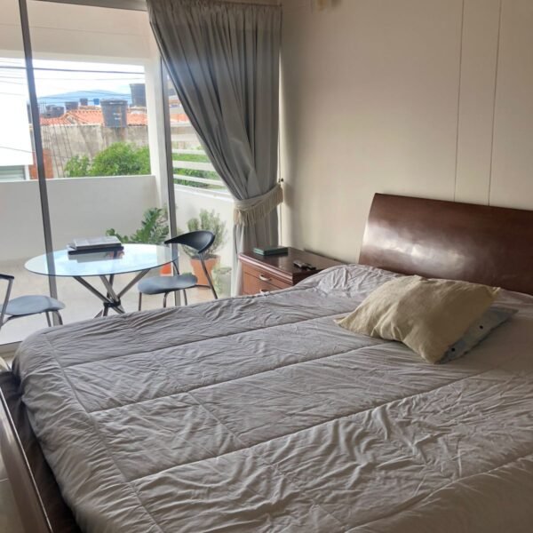 Casa con 4 Habitaciones y 3 Baños - Portal de los Alcazares
