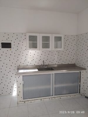 Casa con Local en Venta y Arriendo