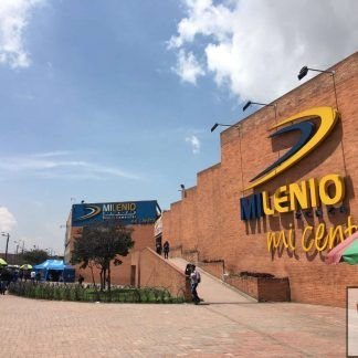 Vendo 2 locales en Milenio Plaza, Patio Bonito, Bogota