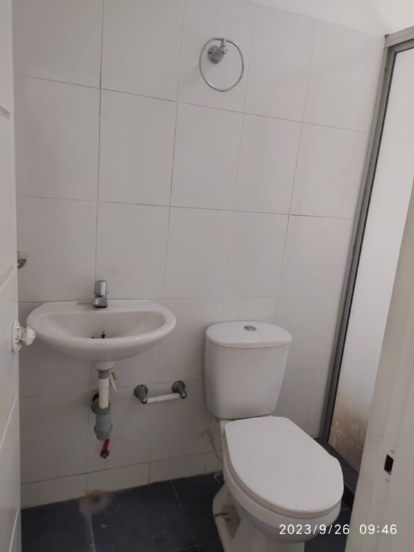 Casa con Local en Venta y Arriendo