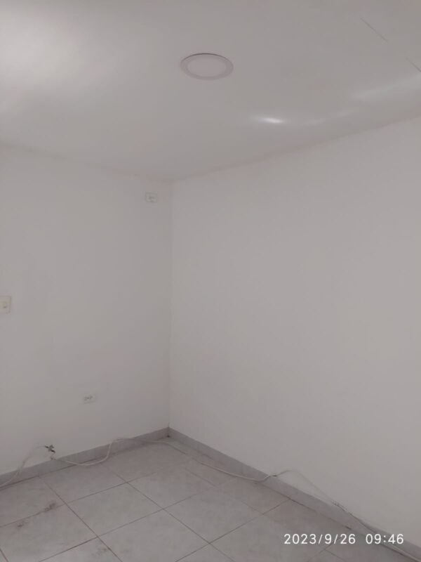 Casa con Local en Venta y Arriendo