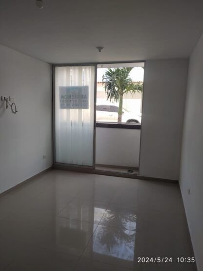 Arriendo Apartamento en 1er Piso, Edificio Delta Park Lleras