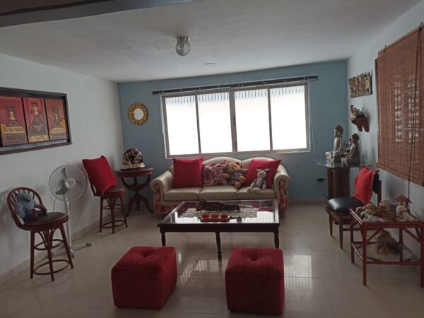 Casa de 2 Pisos - Conjunto Cerrado Samanes