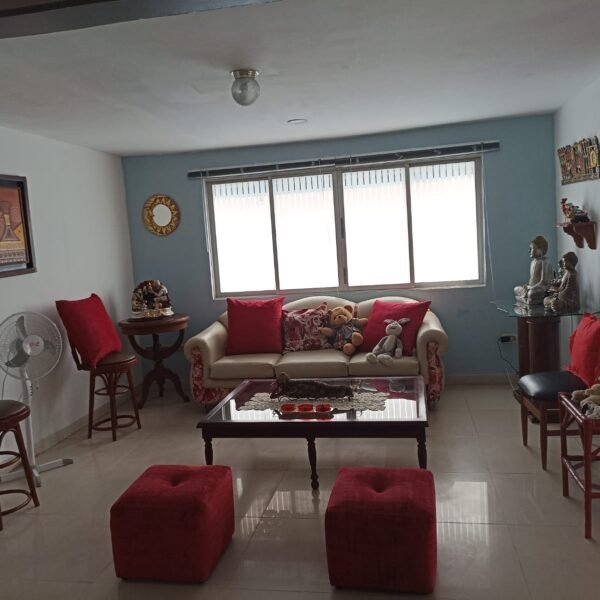 Casa de 2 Pisos - Conjunto Cerrado Samanes