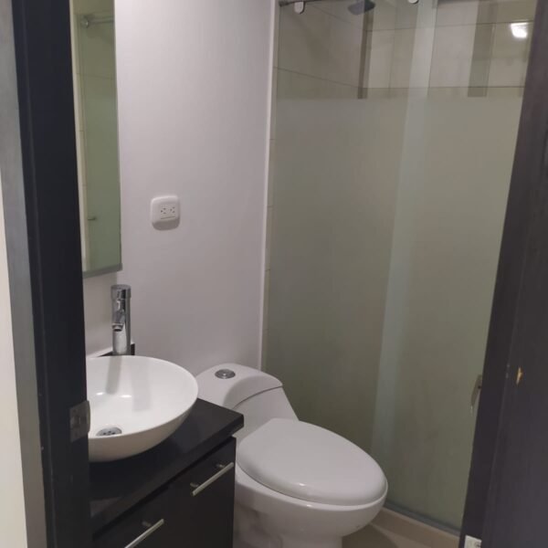 Arriendo Apartamento en 1er Piso, Edificio Delta Park Lleras