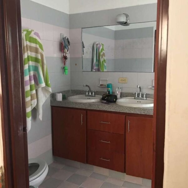 Vendo Casa 4 habitaciones en Villa Camila en los Patios cod 1705