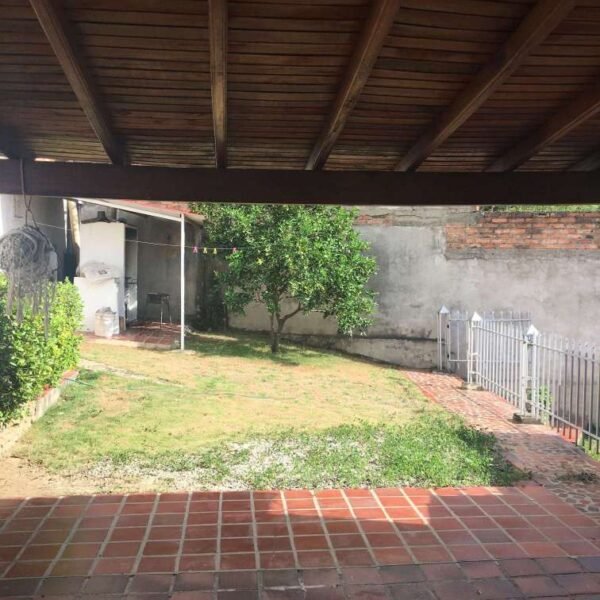 Vendo Casa 4 habitaciones en Villa Camila en los Patios cod 1705