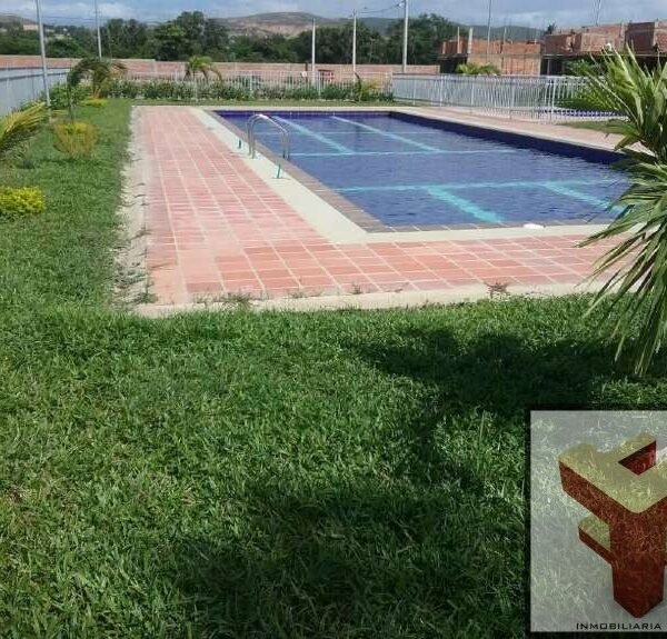 1844 Vendo Casa 4 habitaciones en San Nicolas, Villa dle Rosario