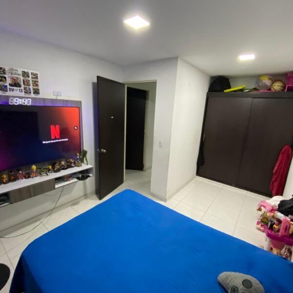 Casa con 4 Habitaciones y 3 Baños - Barrio Niza