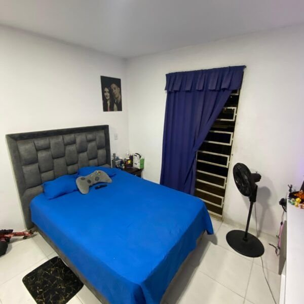 Casa con 4 Habitaciones y 3 Baños - Barrio Niza