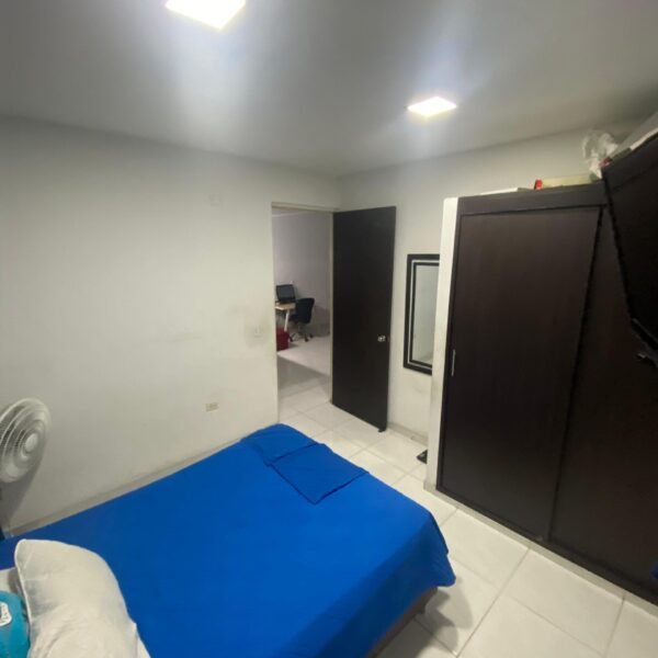 Casa con 4 Habitaciones y 3 Baños - Barrio Niza