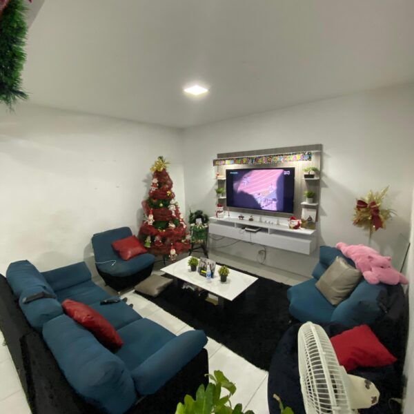 Casa con 4 Habitaciones y 3 Baños - Barrio Niza